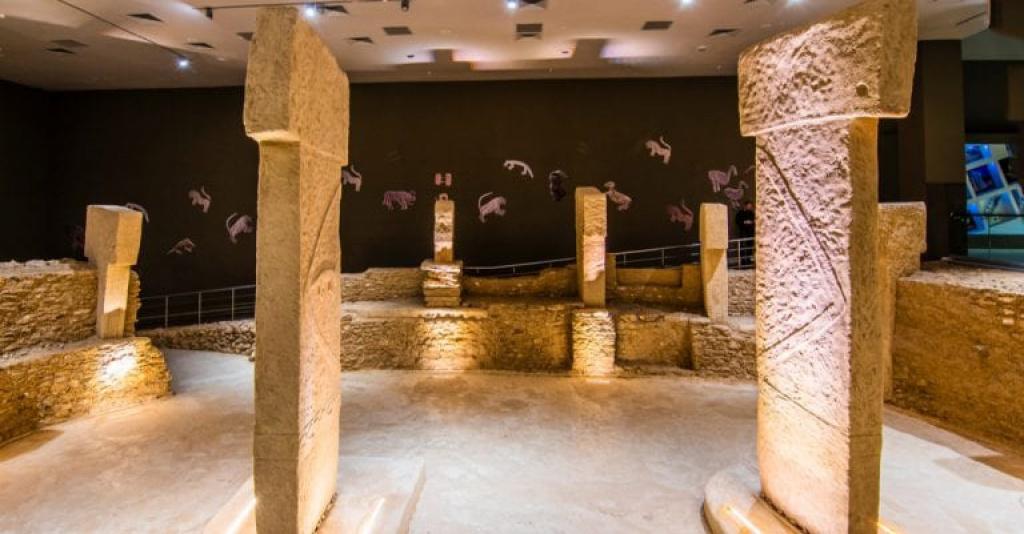 Şanlıurfa - Balıklıgöl - GöbekliTepe - Karahantepe Turu